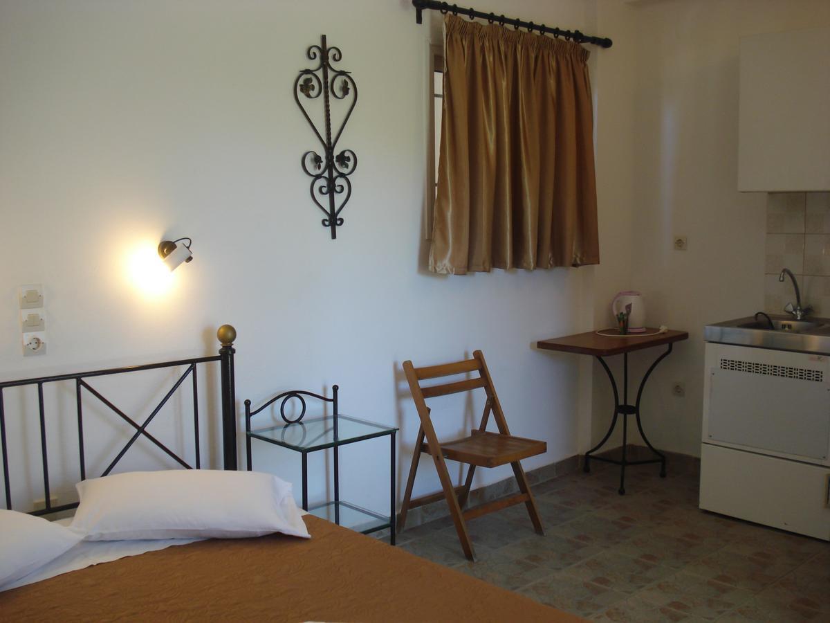 Iron House Agios Georgios (Corfu) Exterior foto